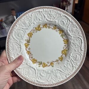 Vintage White and Yellow Leaf Dinner Plate